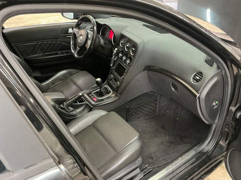 Alfa Romeo 159 Break 2.0JTDM ieftin, rate, avans 0 - 2011 - 3.450 EUR - imagine 7