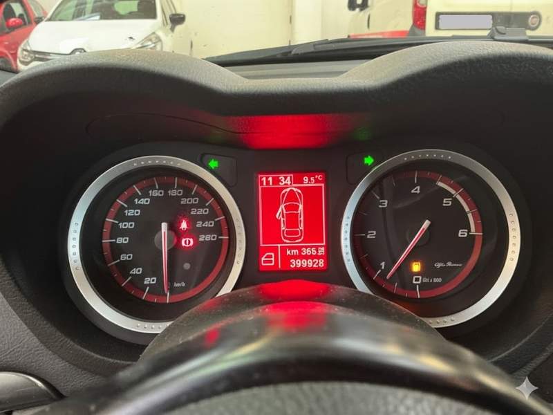 Alfa Romeo 159 Break 2.0JTDM ieftin, rate, avans 0 - 2011 - 3.450 EUR - imagine 8