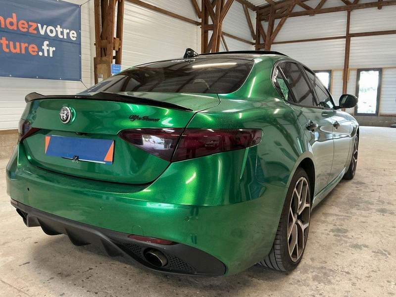 Alfa Romeo Giulia 2.0 Turbo Veloce AWD 280CP - rate, garantie - 2018 - 21.350 EUR - imagine 5