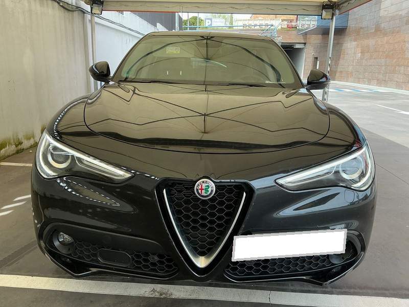 Alfa Romeo Stelvio 2.2JTDM Automat - leasing, rate, garantie - 2020 - 21.080 EUR - imagine 8