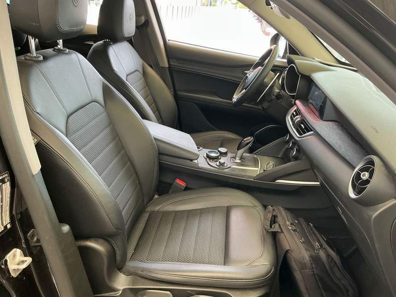 Alfa Romeo Stelvio 2.2JTDM Automat - leasing, rate, garantie - 2020 - 21.080 EUR - imagine 11