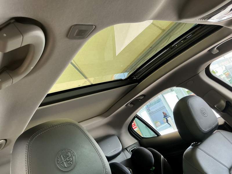 Alfa Romeo Stelvio 2.2JTDM Automat - leasing, rate, garantie - 2020 - 21.080 EUR - imagine 15