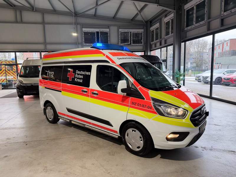 Ford Custom L2H2 Salvare | Ambulanta, rate, leasing - 2020 - 23.900 EUR - imagine 3