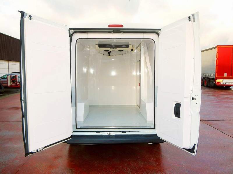 Peugeot Boxer frigorifica congelare -20"C 230V - 2018 - 14.900 EUR - imagine 4