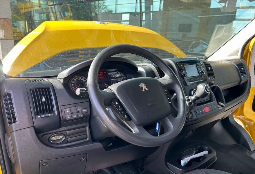 Peugeot Boxer L2H2 MIXT 5 locuri - leasing, rate - 2021 - 17.000 EUR - imagine 10
