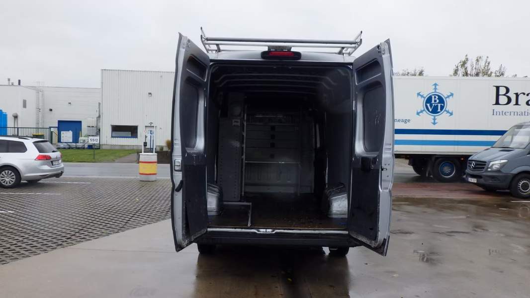 Peugeot Boxer tip Service mobil - Dealer auto IASI - 2019 - 14.990 EUR - imagine 6