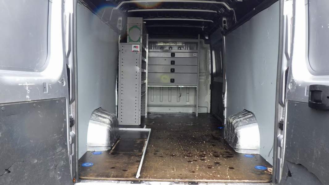 Peugeot Boxer tip Service mobil - Dealer auto IASI - 2019 - 14.990 EUR - imagine 7