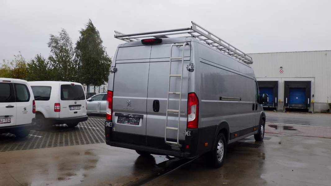 Peugeot Boxer tip Service mobil - Dealer auto IASI - 2019 - 14.990 EUR - imagine 5