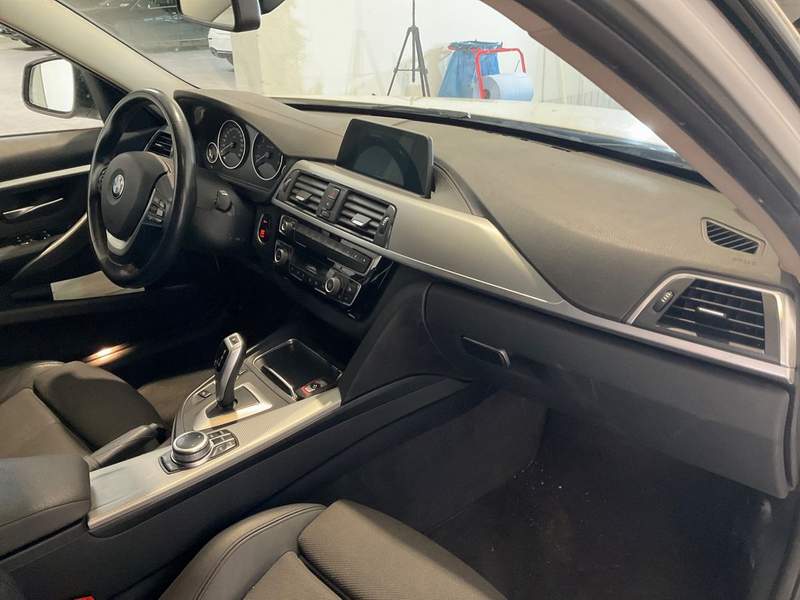BMW 320i EURO6 - rate, avans zero, garantie - 2019 - 16.200 EUR - imagine 10