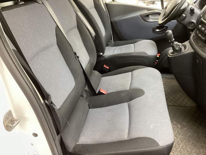 Opel VIVARO Basculabil 3 PARTI - leasing, garantie - 2018 - 14.800 EUR - imagine 11