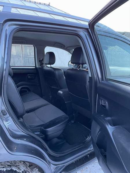 Citroen C-Crosser 2.2HDi SUV 4x4 automat SUV automat 4x4 i - 2011 - 4.990 EUR - imagine 4