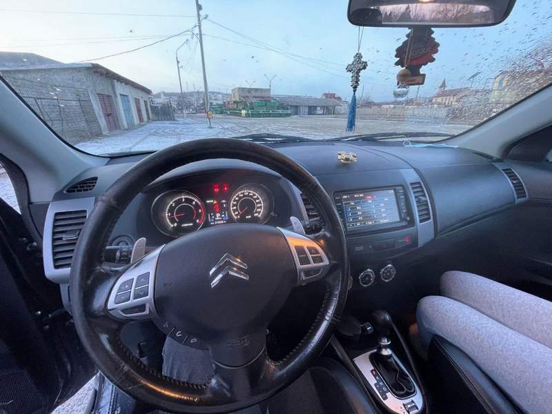 Citroen C-Crosser 2.2HDi SUV 4x4 automat SUV automat 4x4 i - 2011 - 4.990 EUR - imagine 7