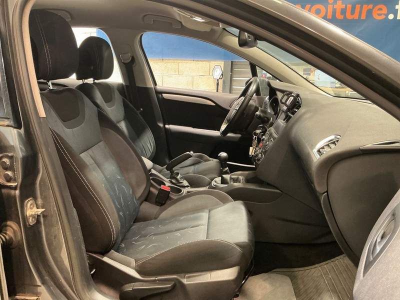 Citroen C4 1.6e-HDi 92CP - rate, garantie - 2013 - 5.500 EUR - imagine 4