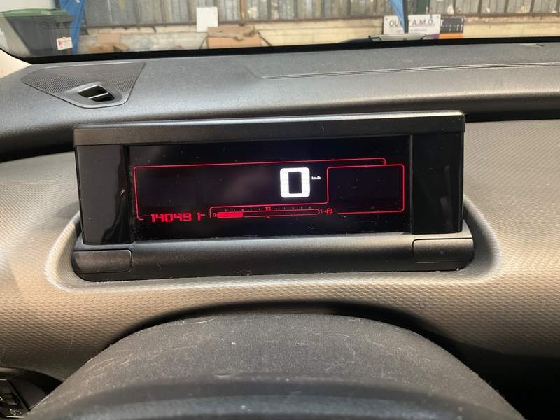 Citroen CACTUS benzina, 1.2 EURO6 - 2016 - 8.500 EUR - imagine 13