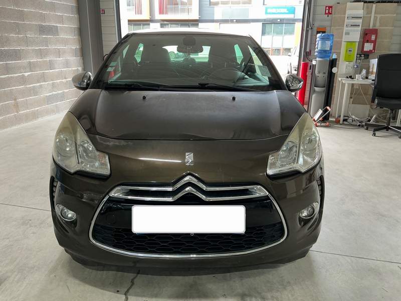 DS Automobile DS3 VTi benzina manual in rate, avans 0 - 2011 - 3.950 EUR - imagine 15