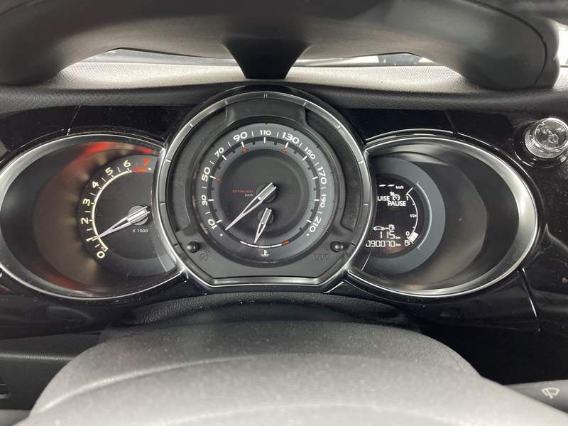 DS Automobile DS3 manual 1.2Euro5, rate, garantie - 2014 - 5.650 EUR - imagine 11