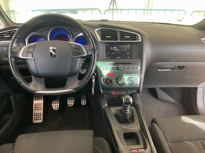 DS Automobile DS4 manual - rate, avans zero, garantie - 2016 - 8.150 EUR - imagine 13