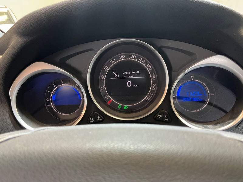 DS Automobile DS4 manual - rate, avans zero, garantie - 2016 - 8.150 EUR - imagine 14