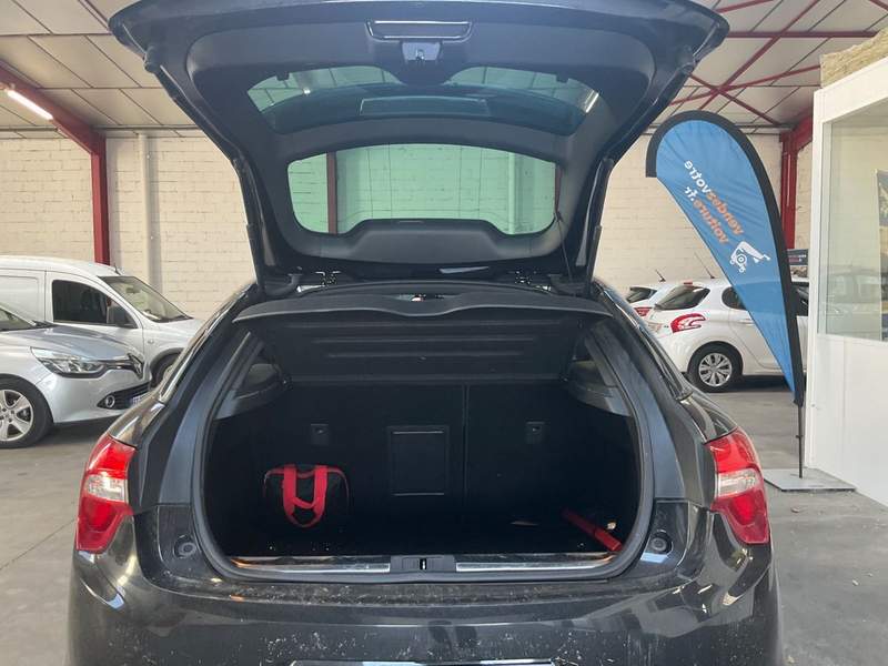 Citroen DS5 2.0HDi 180CP automat - rate, garantie 12 luni - 2015 - 8.900 EUR - imagine 9