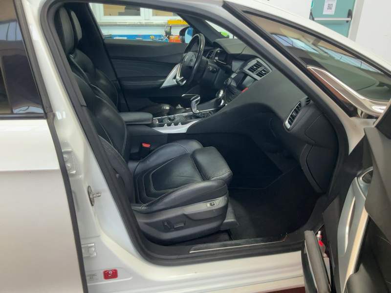 DS Automobile DS5 automat EURO6 - rate, avans 0, garantie 12luni - 2015 - 8.550 EUR - imagine 15
