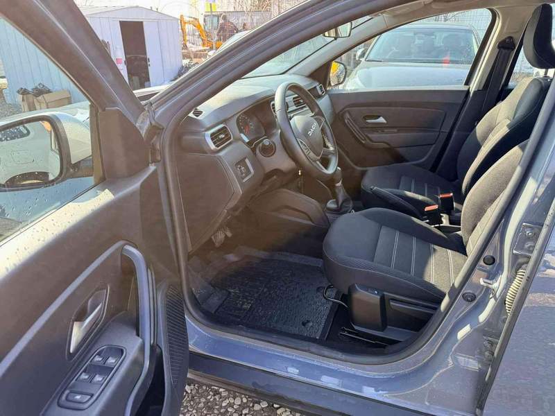 DACIA Duster 1.3L benzina - 2024 - 16.350 EUR - imagine 8