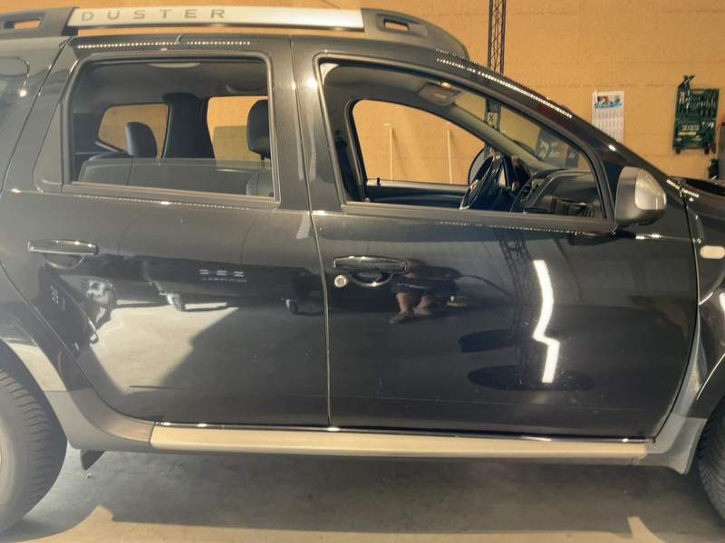 DACIA DUSTER 4x4 benzina - rate, avans zero - 2017 - 10.490 EUR - imagine 6