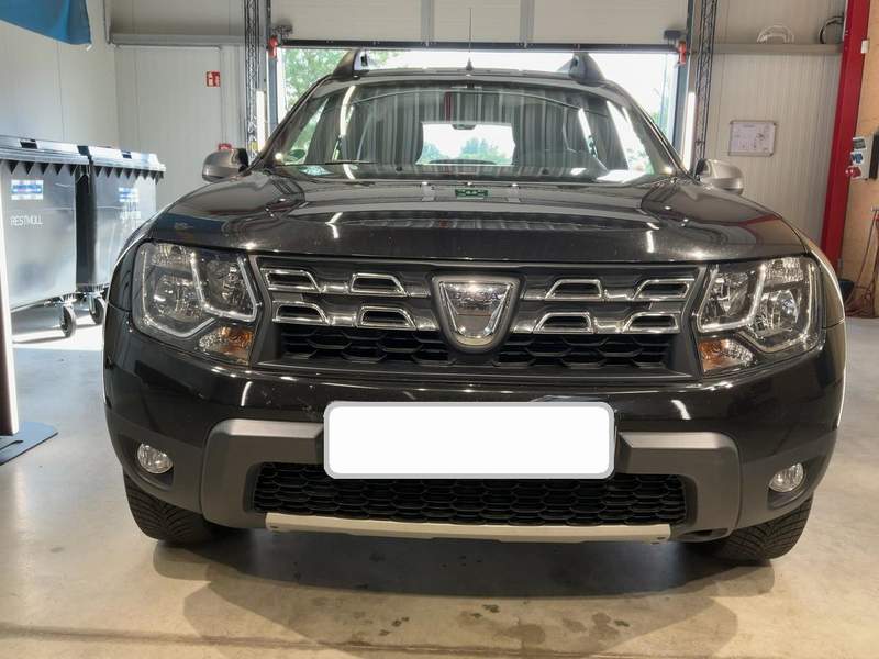 DACIA DUSTER 4x4 benzina - rate, avans zero - 2017 - 10.490 EUR - imagine 8