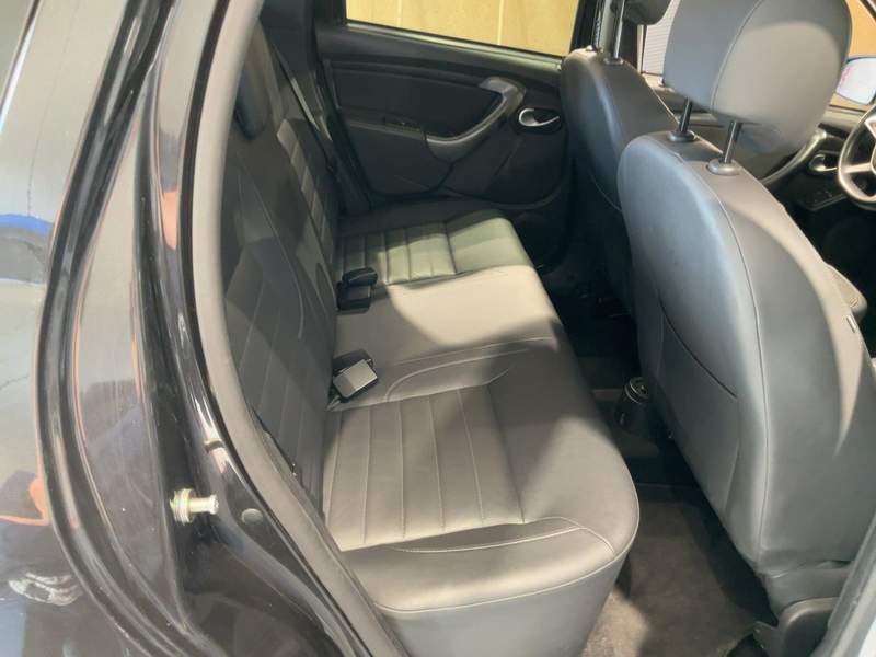 DACIA DUSTER 4x4 benzina - rate, avans zero - 2017 - 10.490 EUR - imagine 10