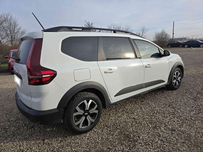 DACIA Jogger GPL in rate, leasing, garantie - 2023 - 12.400 EUR - imagine 2