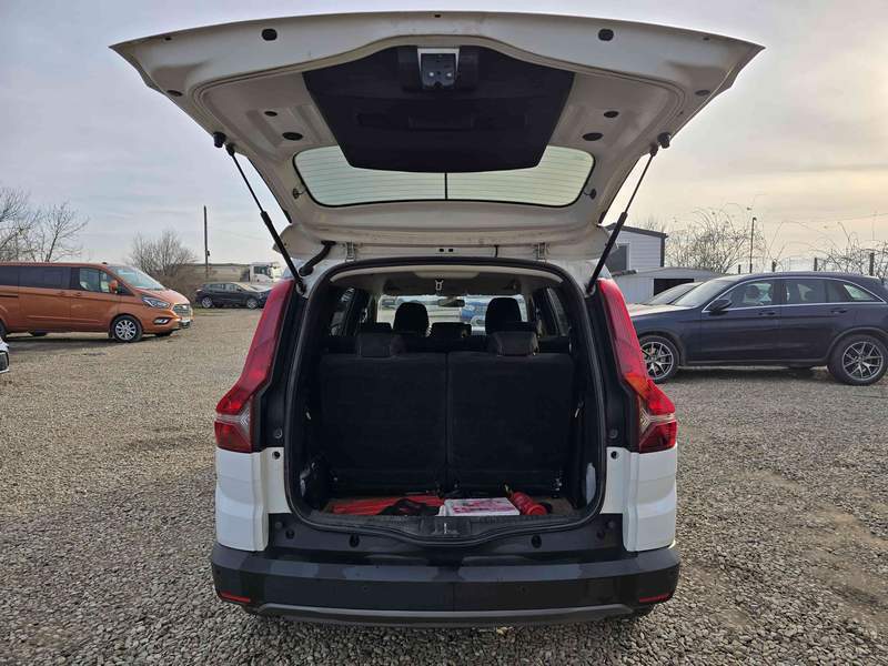 DACIA Jogger GPL in rate, leasing, garantie - 2023 - 12.400 EUR - imagine 4