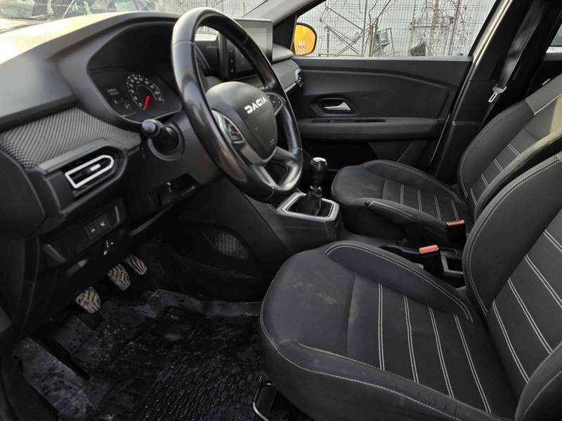 DACIA Jogger GPL in rate, leasing, garantie - 2023 - 12.400 EUR - imagine 7