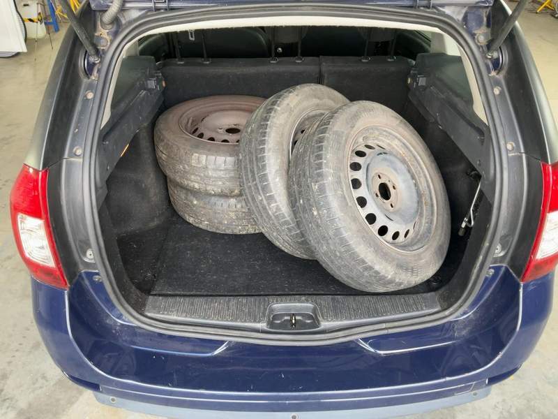 DACIA LOGAN MCV 1.5DCi EURO6 - rate, garantie - 2016 - 6.250 EUR - imagine 9