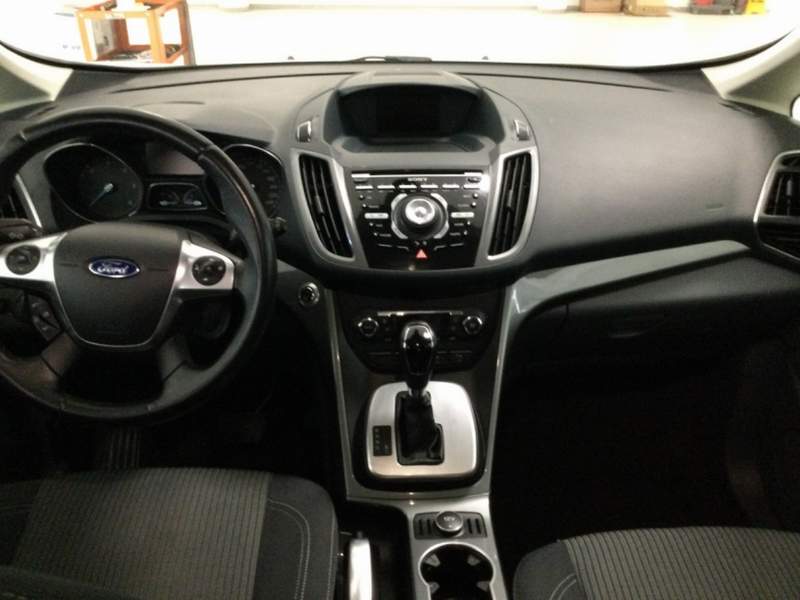 Ford GRAND C-MAX cu 7 locuri EURO5 - 2015 - 6.550 EUR - imagine 8
