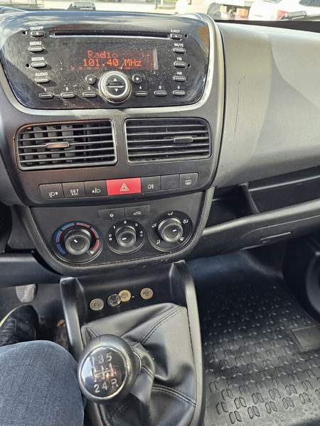 Fiat DOBLO L1H1 FRIGO - Congelare -15 - 2012 - 8.850 EUR - imagine 9