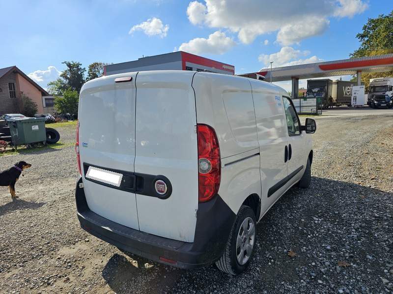 Fiat DOBLO L1H1 FRIGO - Congelare -15 - 2012 - 8.850 EUR - imagine 5