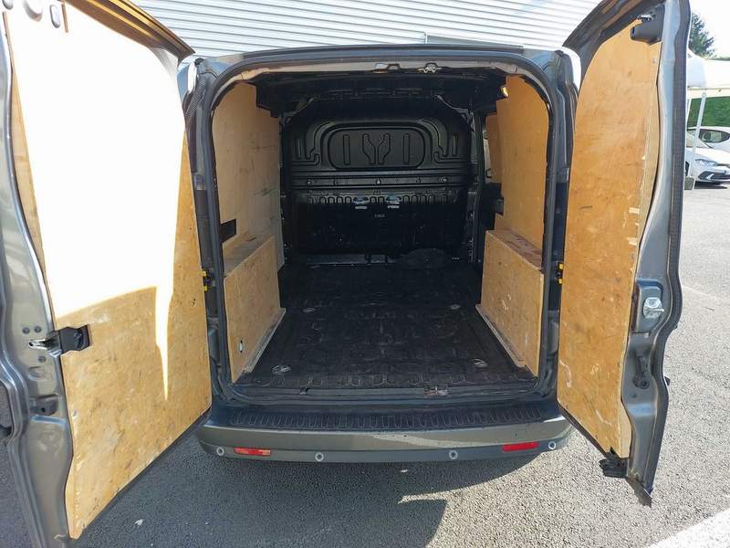 Fiat DOBLO MAXI CARGO 1.6MJet EURO6 - 2020 - 8.950 EUR - imagine 4