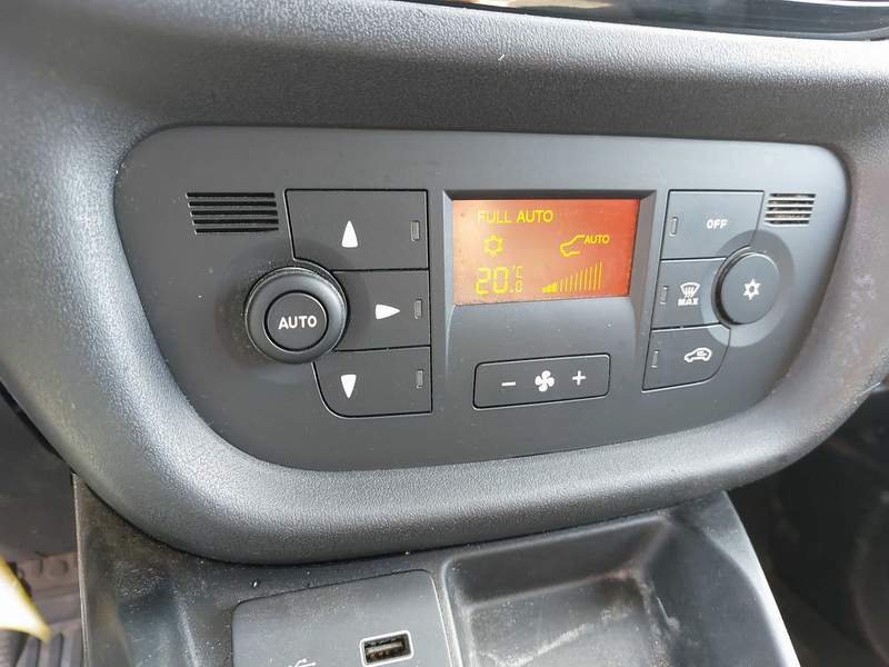 Fiat DOBLO MAXI CARGO 1.6MJet EURO6 - 2020 - 8.950 EUR - imagine 13