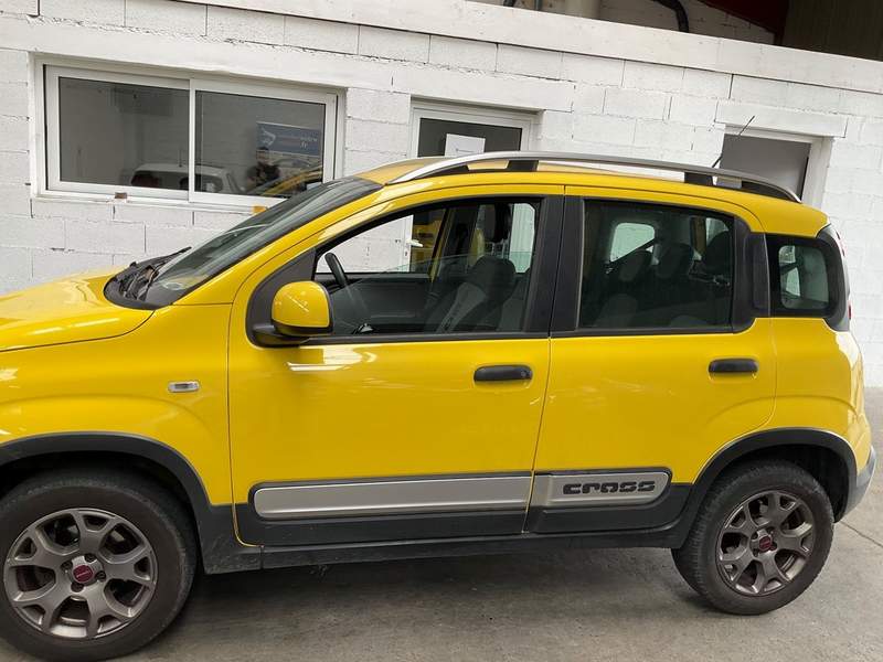 Fiat PANDA CROSS 0.9i 4x4 - rate, leasing - 2016 - 9.650 EUR - imagine 2