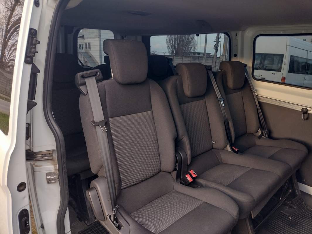 Ford CUSTOM 8+1 locuri - ampatament lung - 2015 - 12.750 EUR - imagine 5