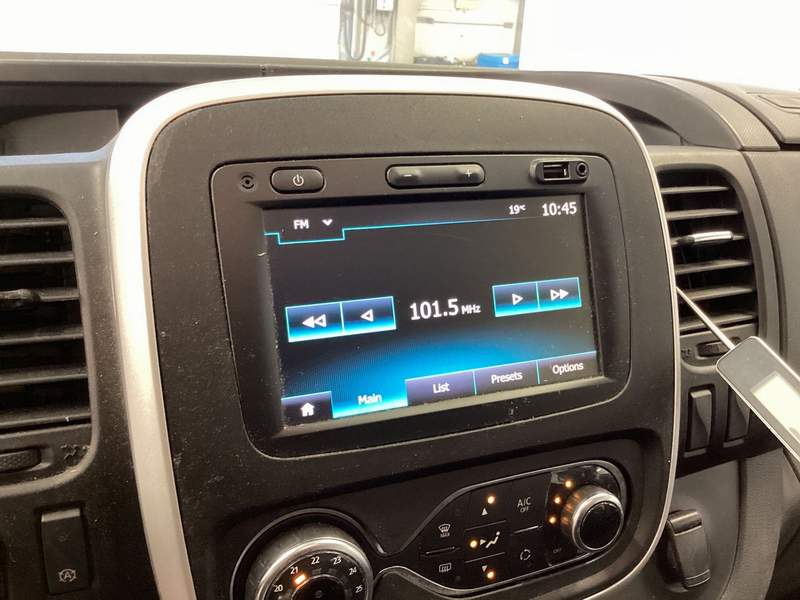 Renault Trafic mixt L2H1 - rate, leasing, garantie - 2021 - 18.950 EUR - imagine 9