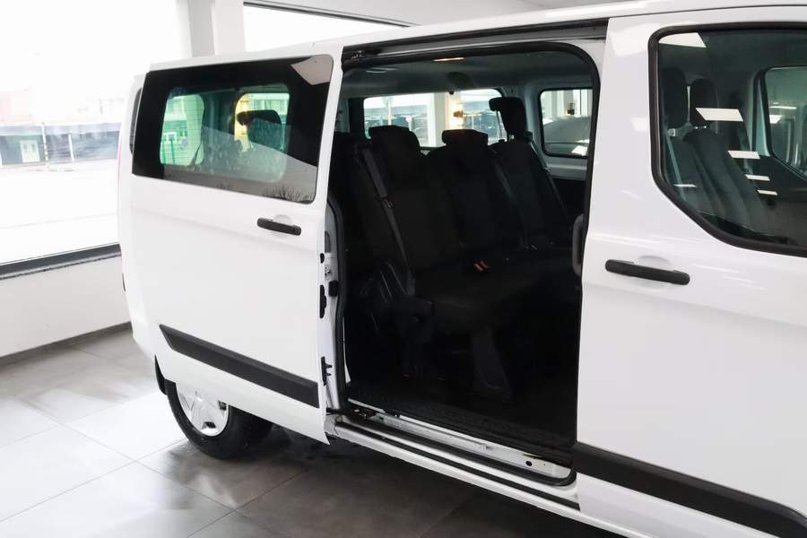 Ford CUSTOM 8 locuri - leasing, rate - 2022 - 16.800 EUR - imagine 5