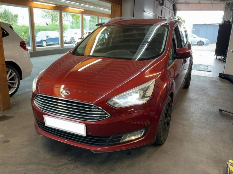 Ford Grand C-Max 7 locuri 1.5ECoBoost - rate, garantie - 2016 - 7.700 EUR - imagine 8