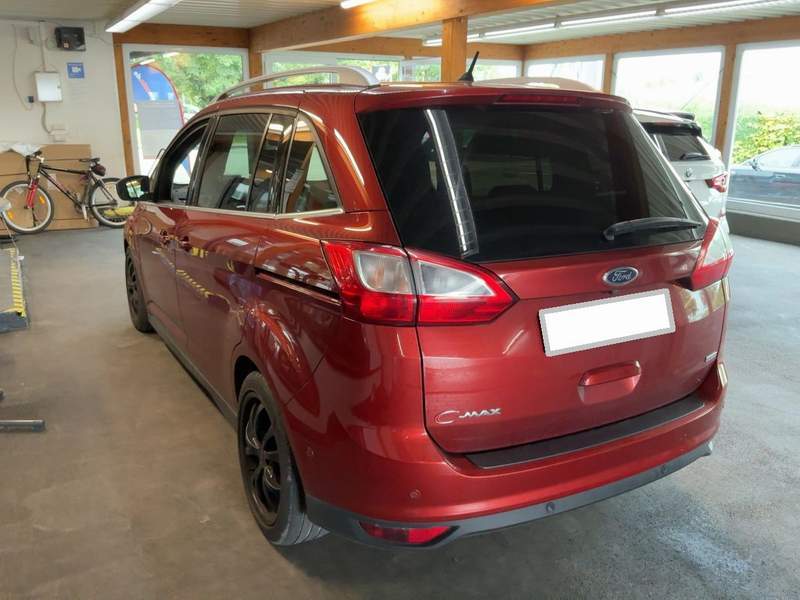 Ford Grand C-Max 7 locuri 1.5ECoBoost - rate, garantie - 2016 - 7.700 EUR - imagine 5