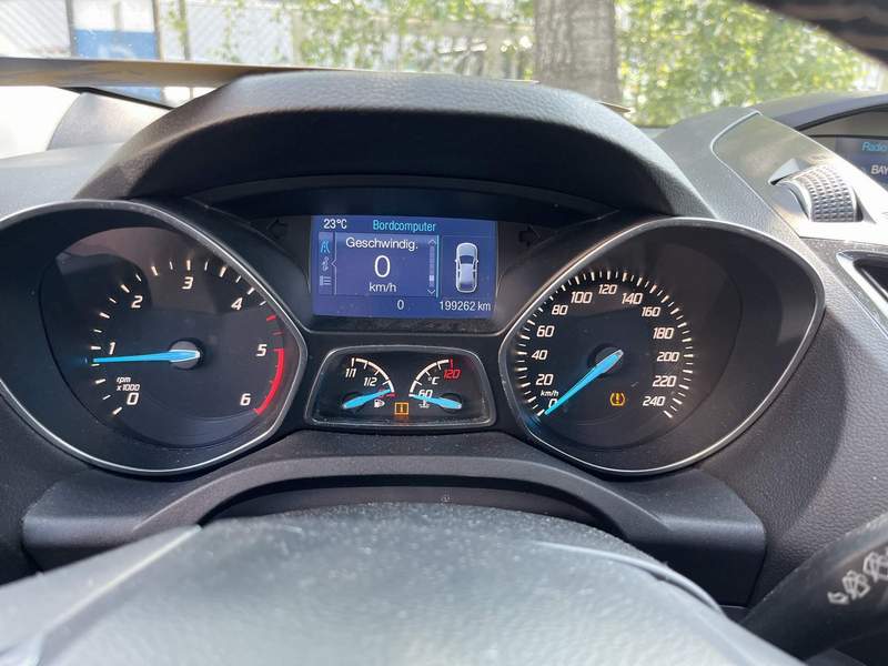Ford KUGA 2.0TDCi 4x4, leasing, rate - 2014 - 8.600 EUR - imagine 9