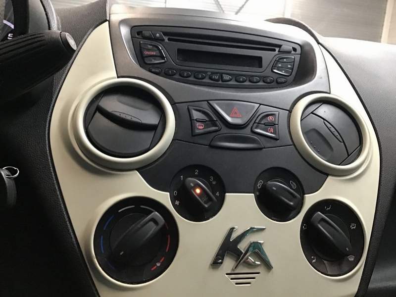 Ford KA 1.2i EURO5 - rate, garantie - 2011 - 3.650 EUR - imagine 5