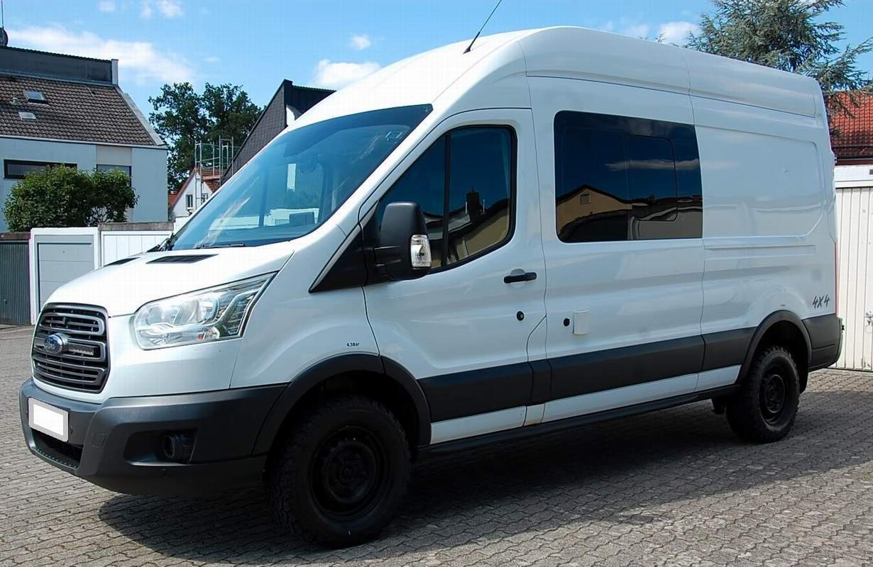 Ford Transit 4x4  6 locuri suprainaltat rate, garantie - 2016 - 20.650 EUR