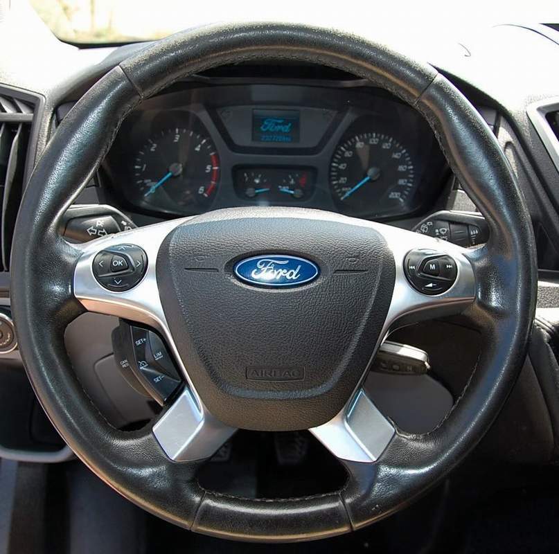Ford Transit 4x4  6 locuri suprainaltat rate, garantie - 2016 - 20.650 EUR - imagine 7