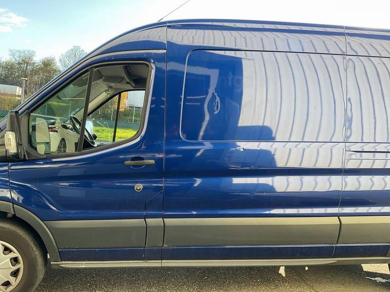 Ford TRANSIT L2H2 VAN cu AC - rate, leasing, garantie - 2019 - 12.450 EUR - imagine 3