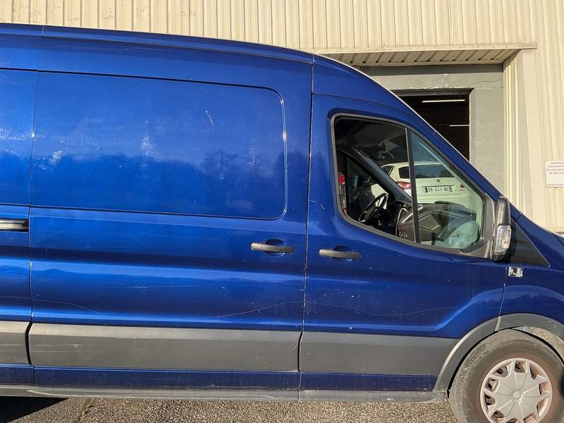 Ford TRANSIT L2H2 VAN cu AC - rate, leasing, garantie - 2019 - 12.450 EUR - imagine 6
