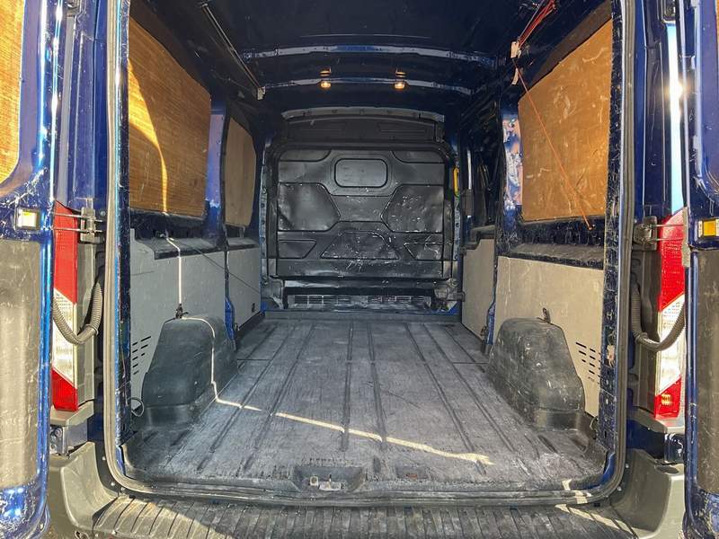 Ford TRANSIT L2H2 VAN cu AC - rate, leasing, garantie - 2019 - 12.450 EUR - imagine 9